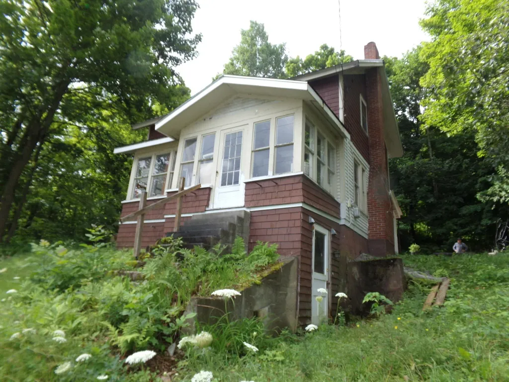 145 Highland Avenue Newport City VT 05855