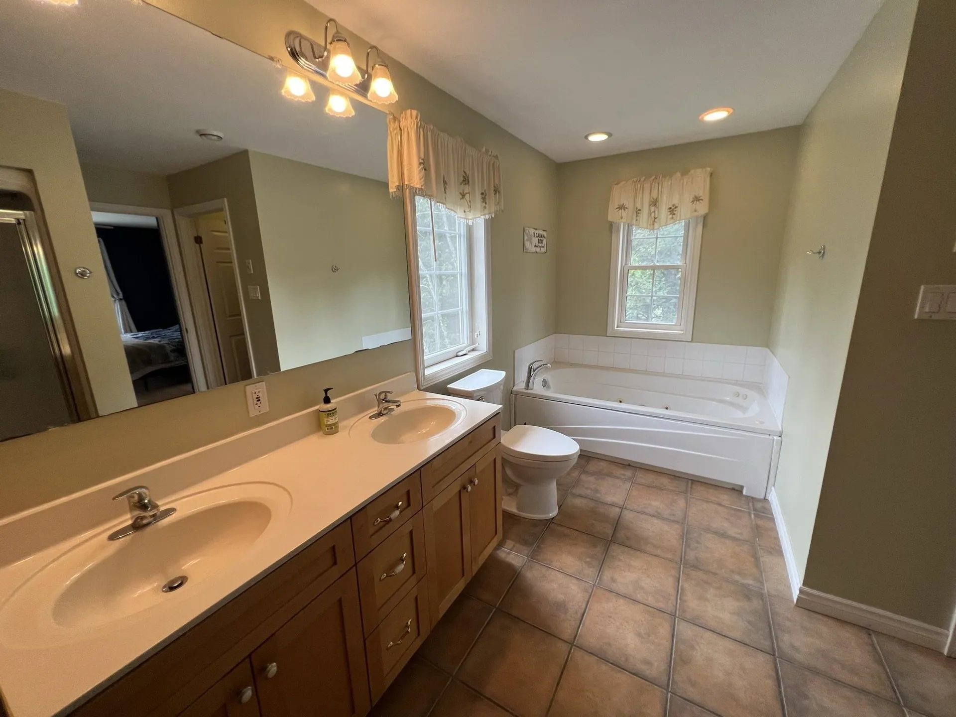 20 Wildwood Avenue Claremont NH 03743