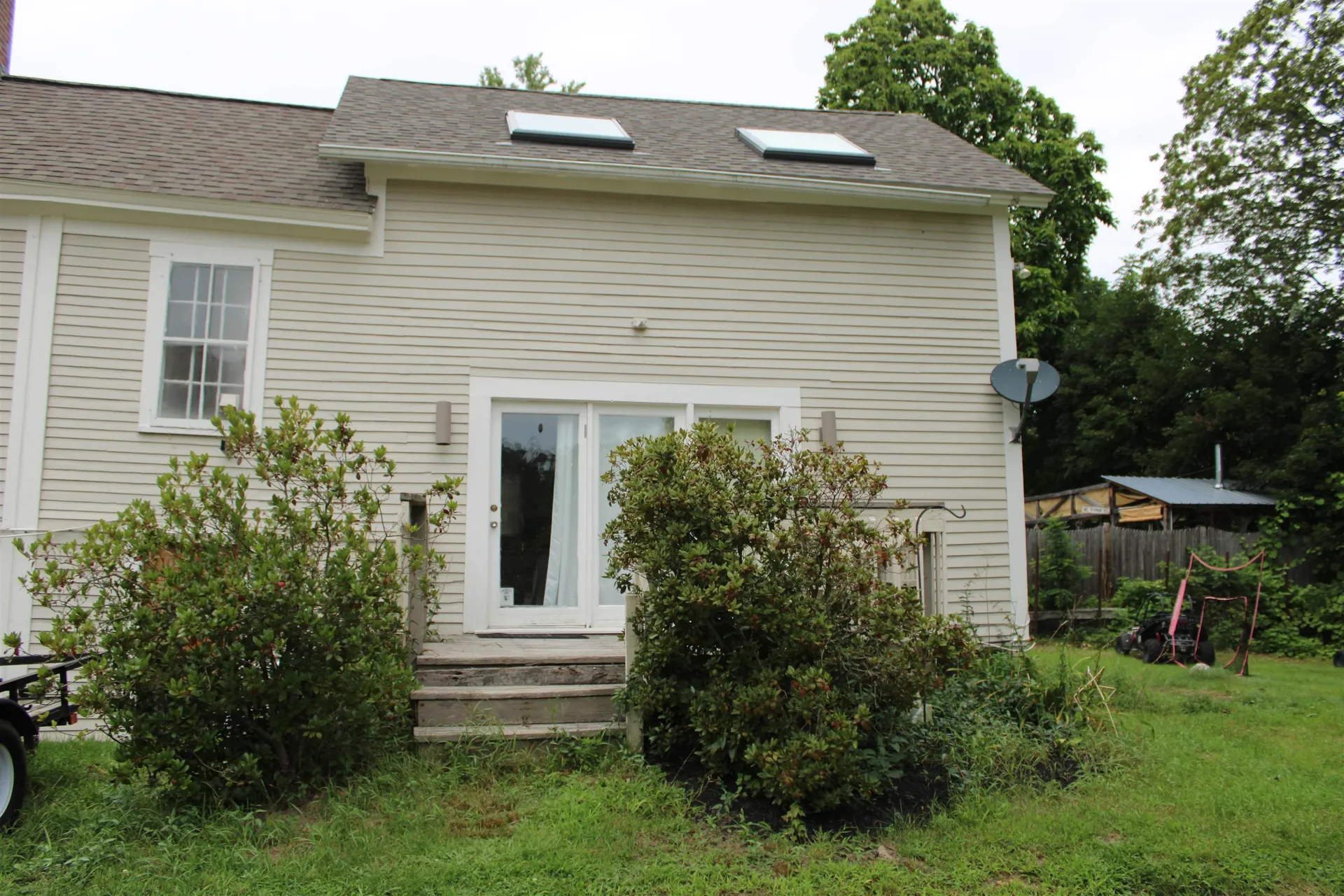 20 Pleasant Street Milford NH 03055