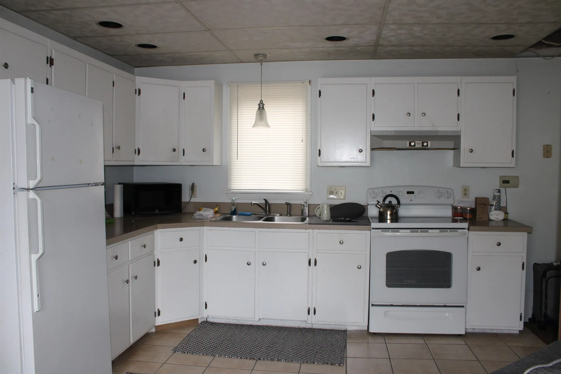 20 Pleasant Street Milford NH 03055