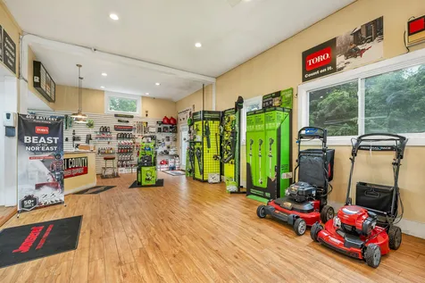 229 Messer Street Laconia NH 03246