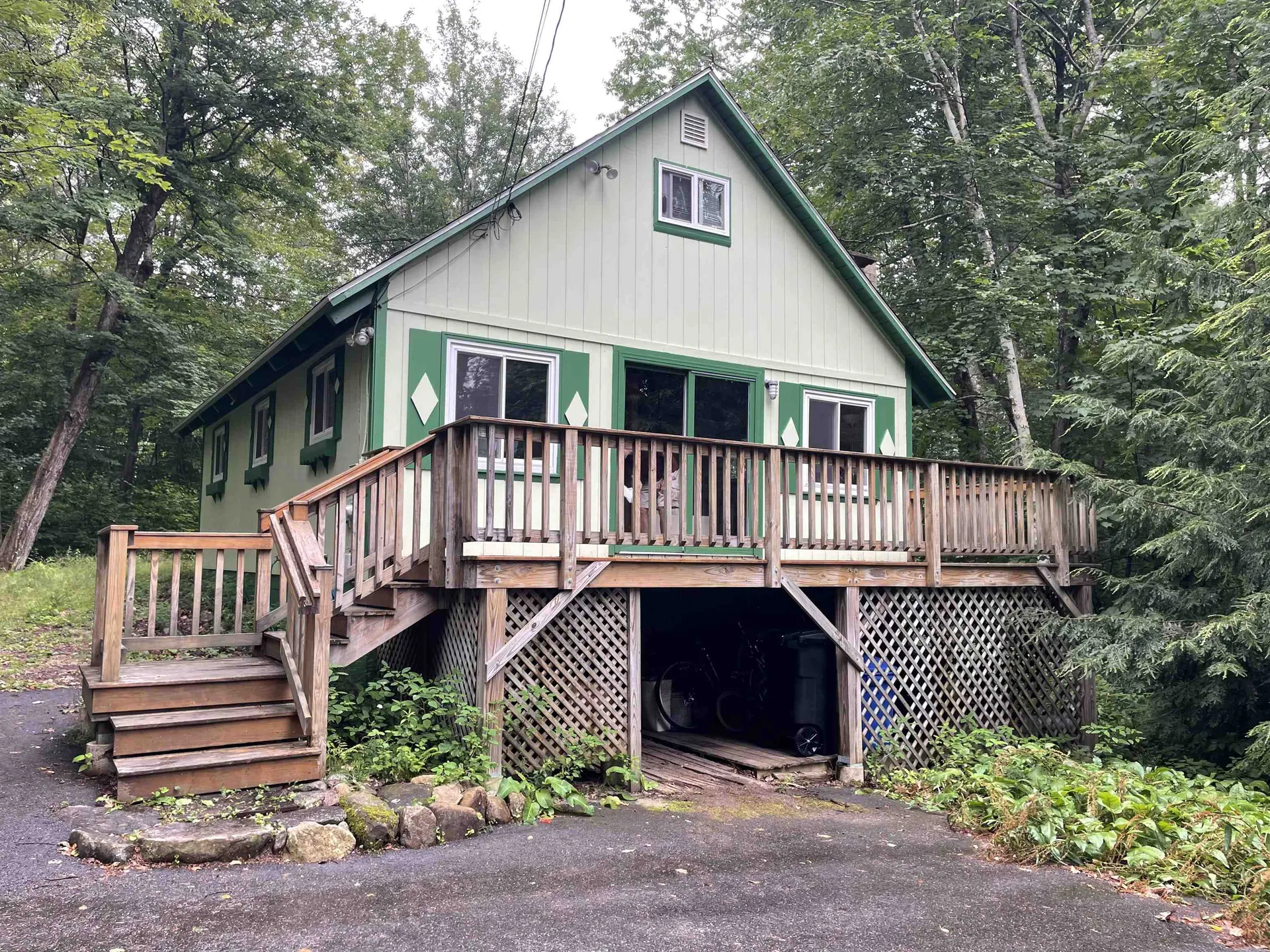 2 Bishops Gate Road Wolfeboro NH 03894