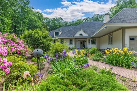 4 Bradley Lane North Hampton NH 03862
