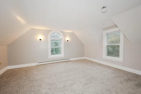 33 Elm Street Concord NH 03303