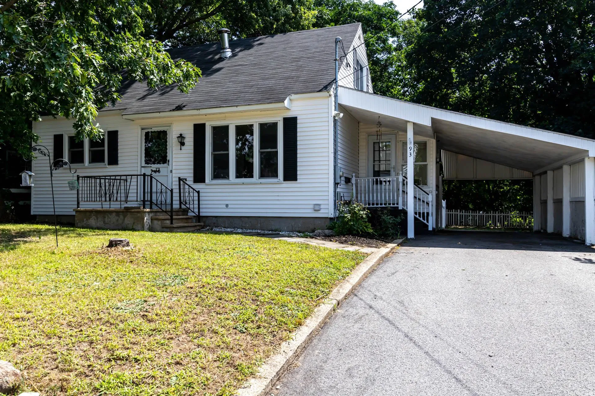 93 Jobin Drive Manchester NH 03103