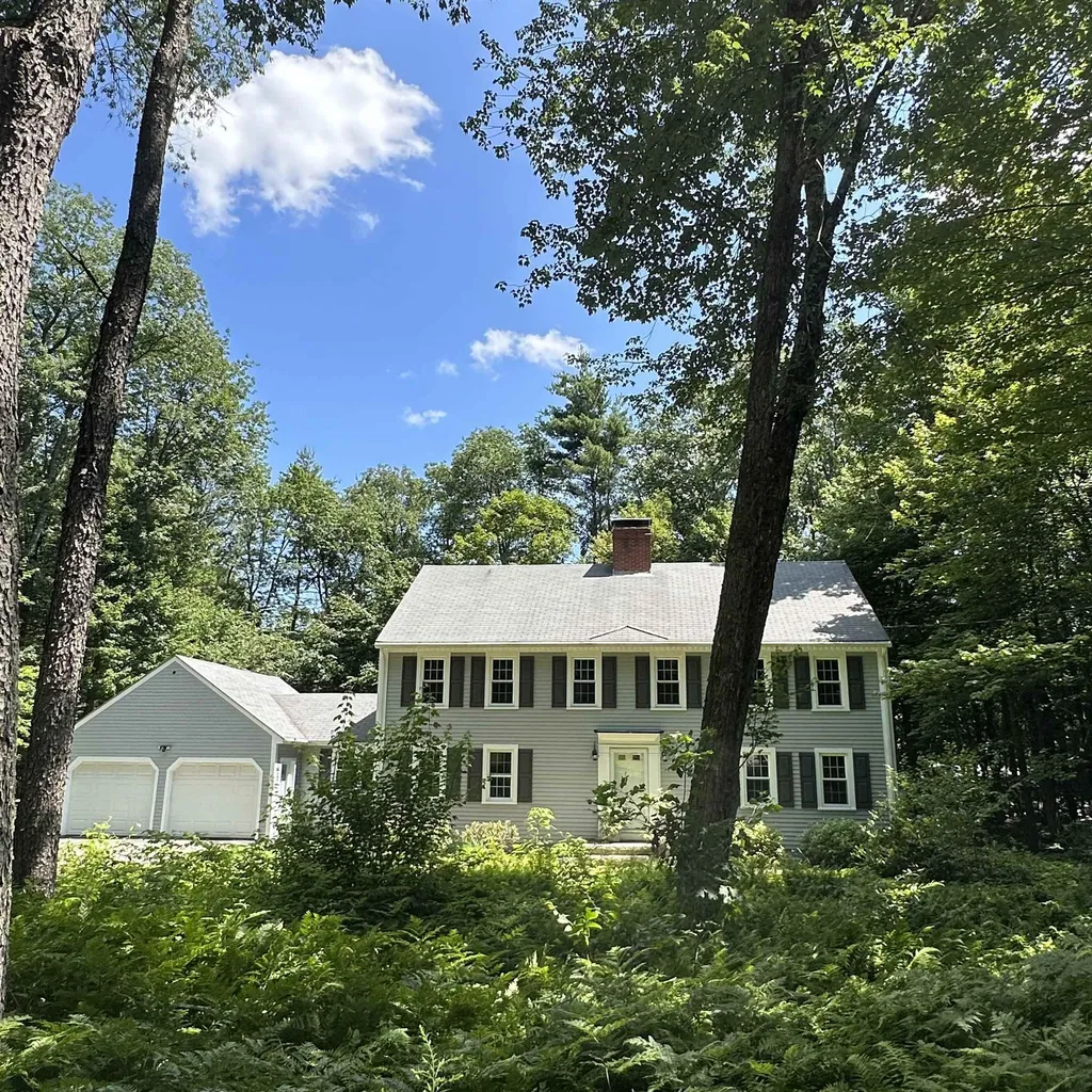46 Mountain View Drive Peterborough NH 03458