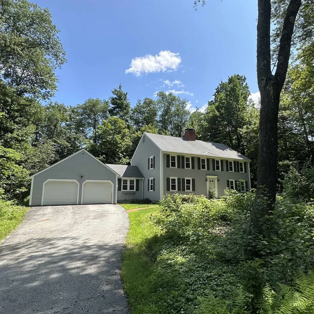 46 Mountain View Drive Peterborough NH 03458
