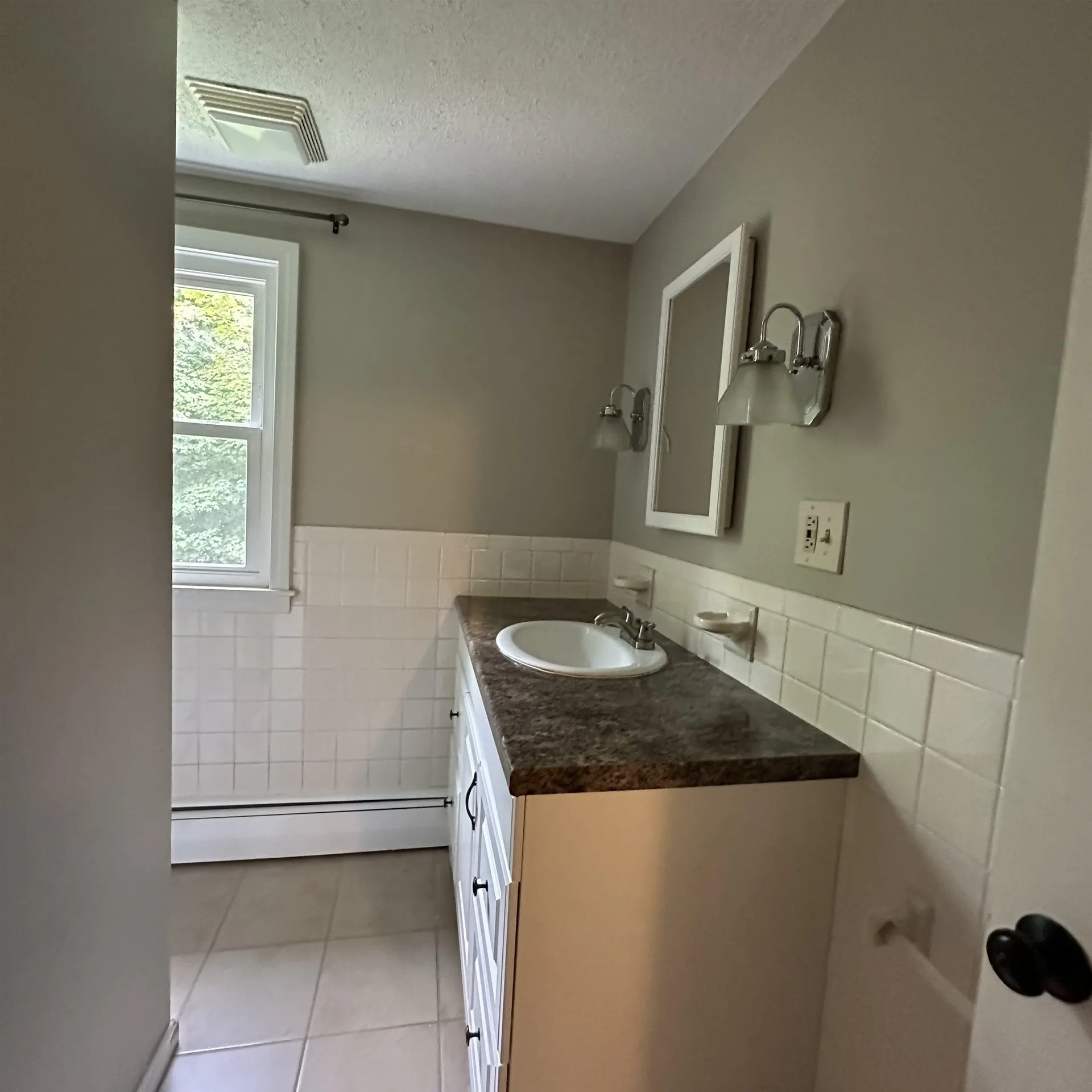 46 Mountain View Drive Peterborough NH 03458