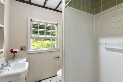 1219 Wickopee Hill Road Dummerston VT 05301