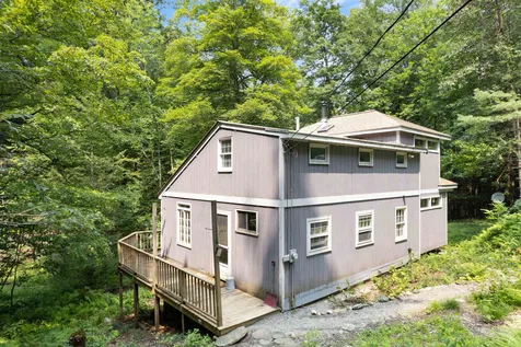 1219 Wickopee Hill Road Dummerston VT 05301