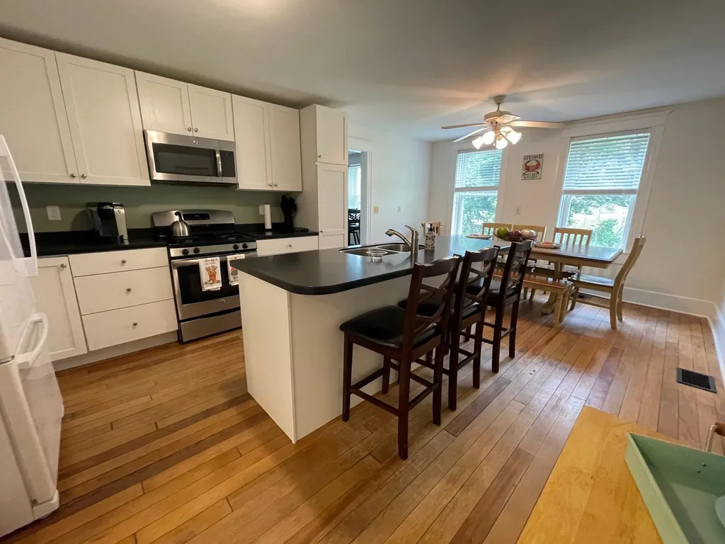 1513 West Shore Road Alburgh VT 05440