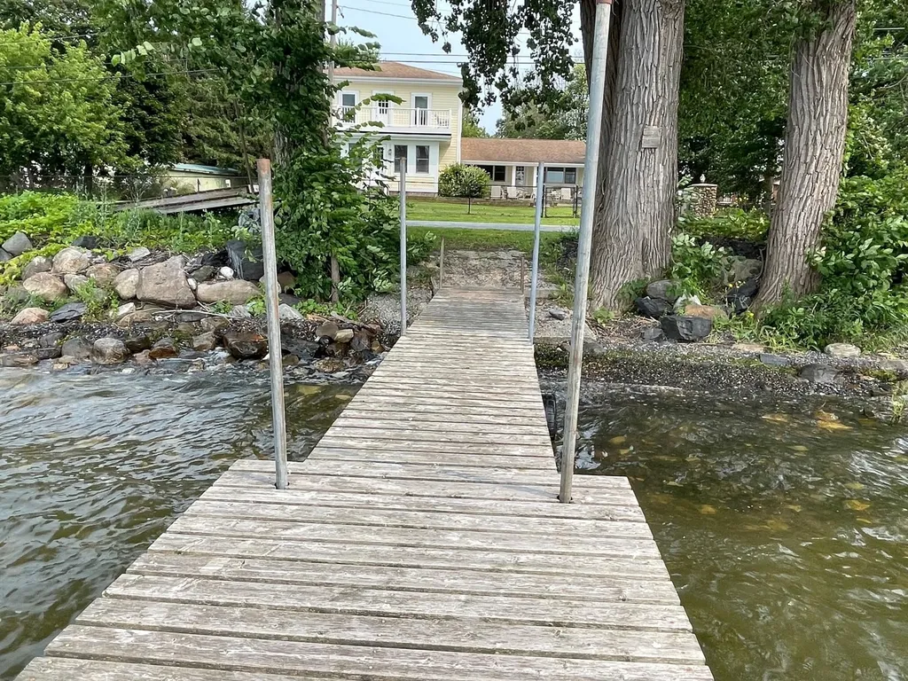 1513 West Shore Road Alburgh VT 05440