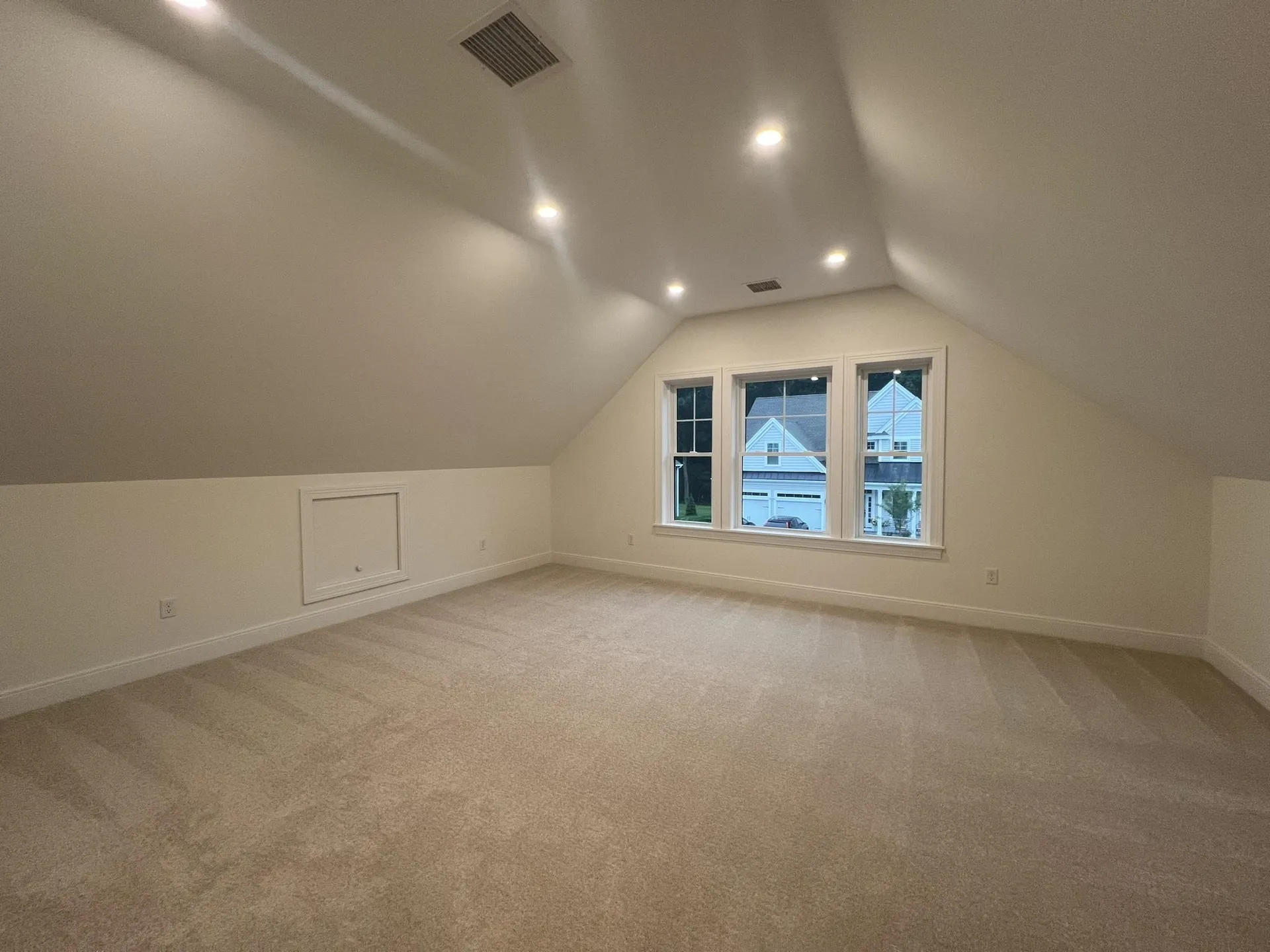 207 Sage Lane Portsmouth NH 03801