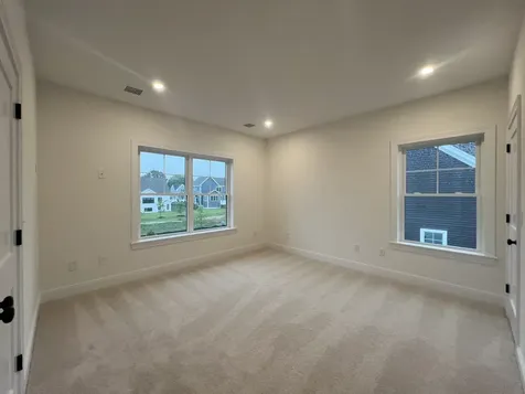 207 Sage Lane Portsmouth NH 03801
