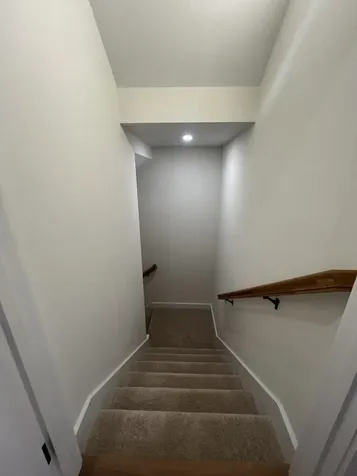 207 Sage Lane Portsmouth NH 03801