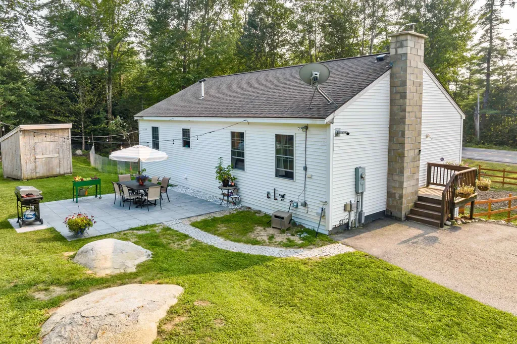 1205 Center Street Wolfeboro NH 03894