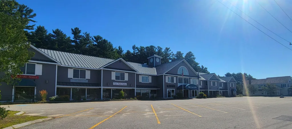 276 Newport Road New London NH 03257