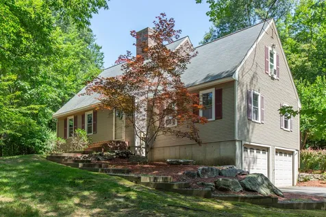 9 Jefferson Drive Merrimack NH 03054