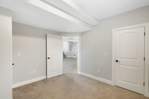 39 Sawtelle Road Windham NH 03087