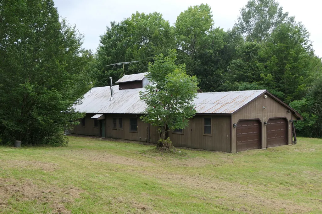 1475 Fuller Bridge Road Montgomery VT 05471