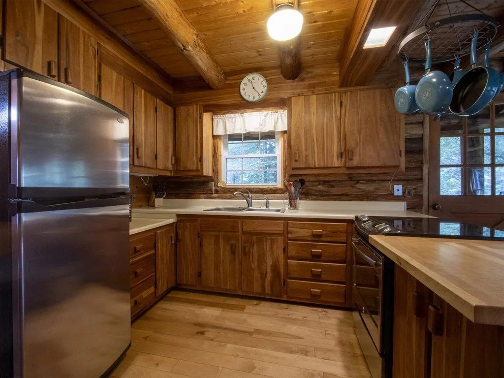 11 Moose Hollow Road Worcester VT 05682