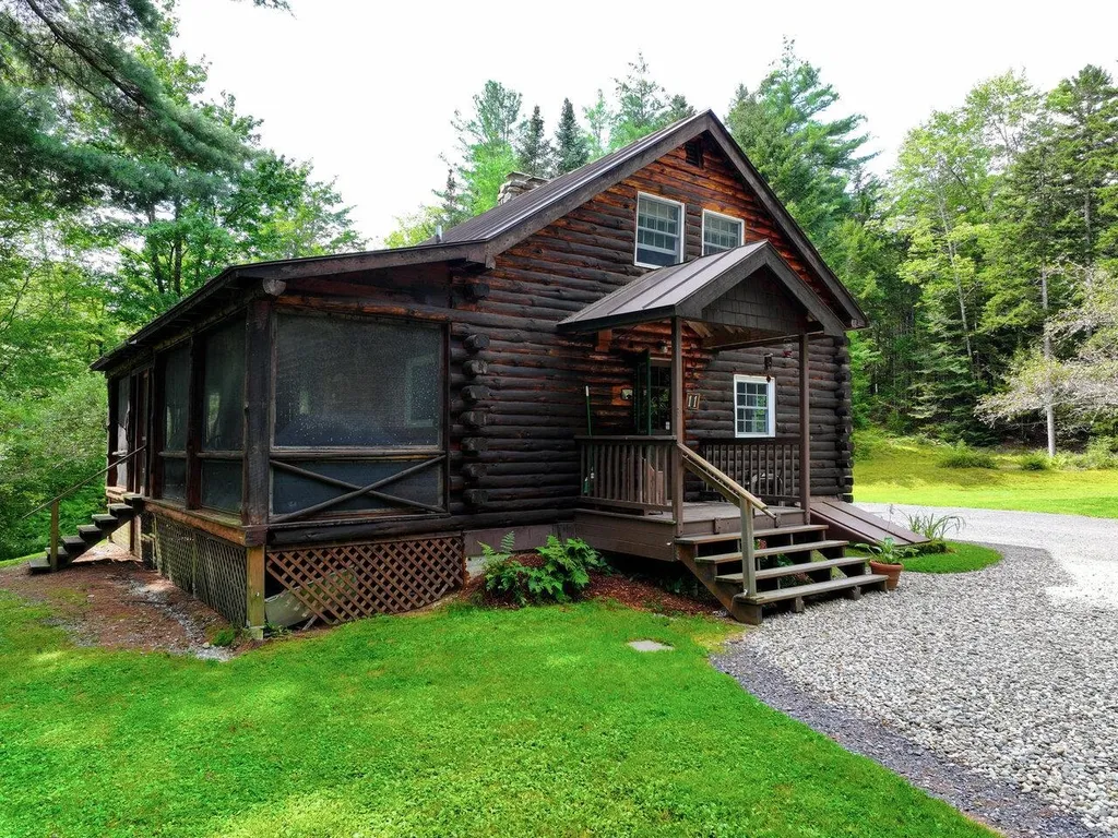 11 Moose Hollow Road Worcester VT 05682