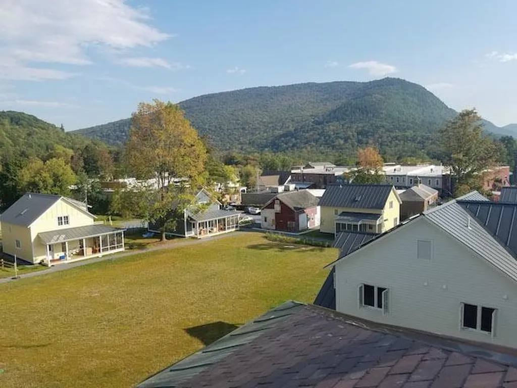 28 Sprout Street Bristol VT 05443