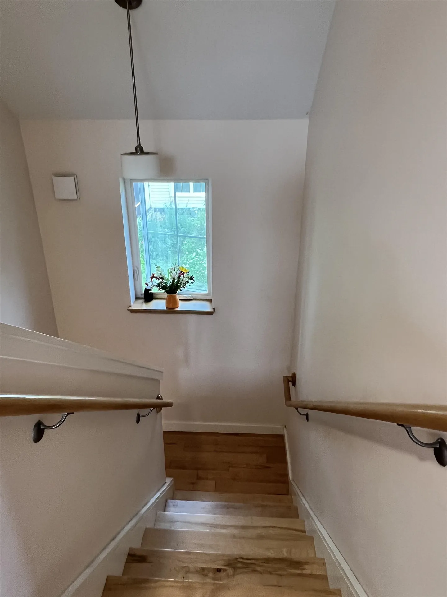 28 Sprout Street Bristol VT 05443