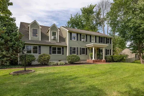 78 Park Avenue Hampton NH 03842