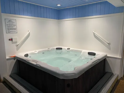 2955 White Mountain Highway Conway NH 03860