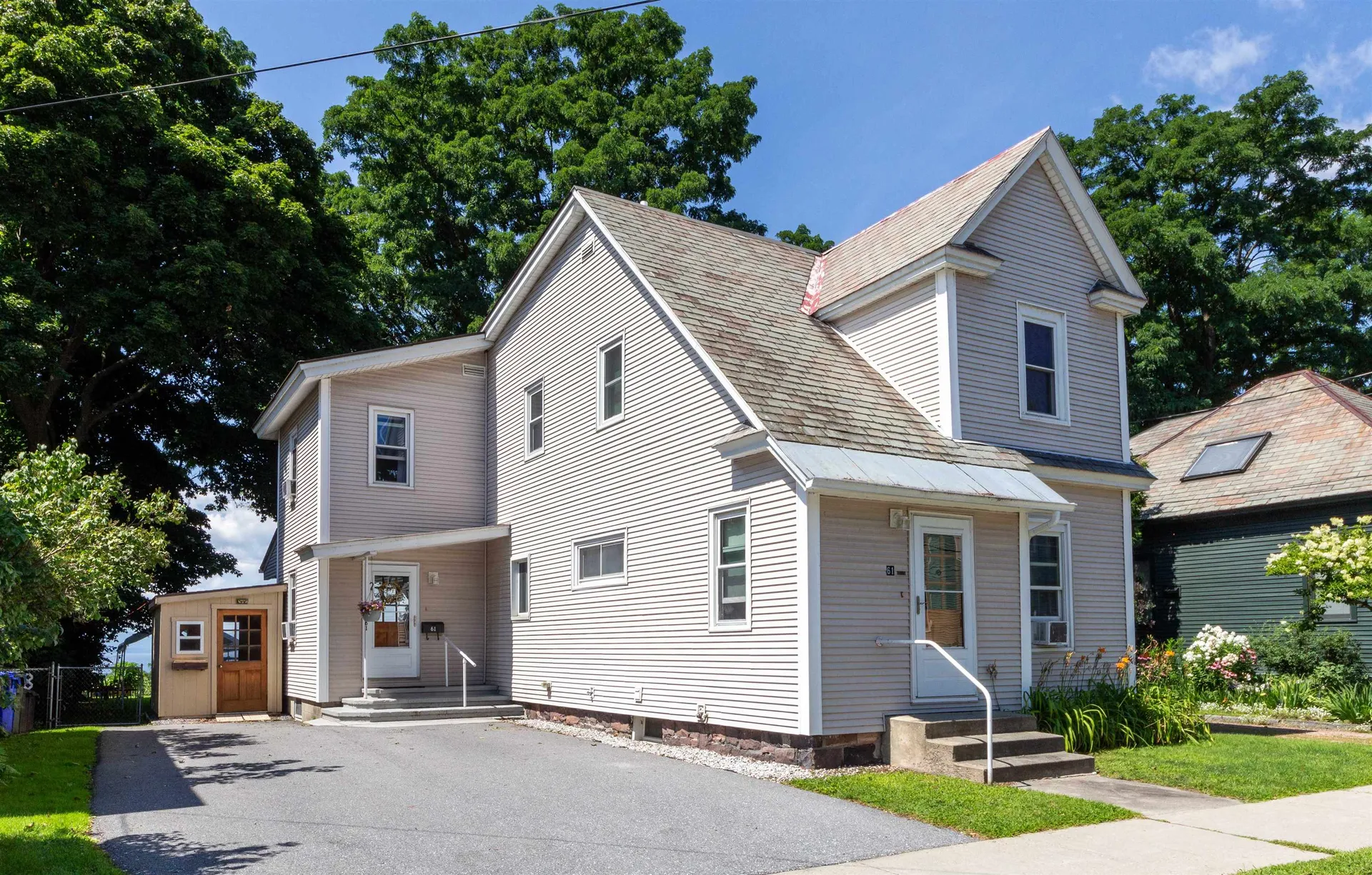 61 Lakeview Terrace Burlington VT 05401
