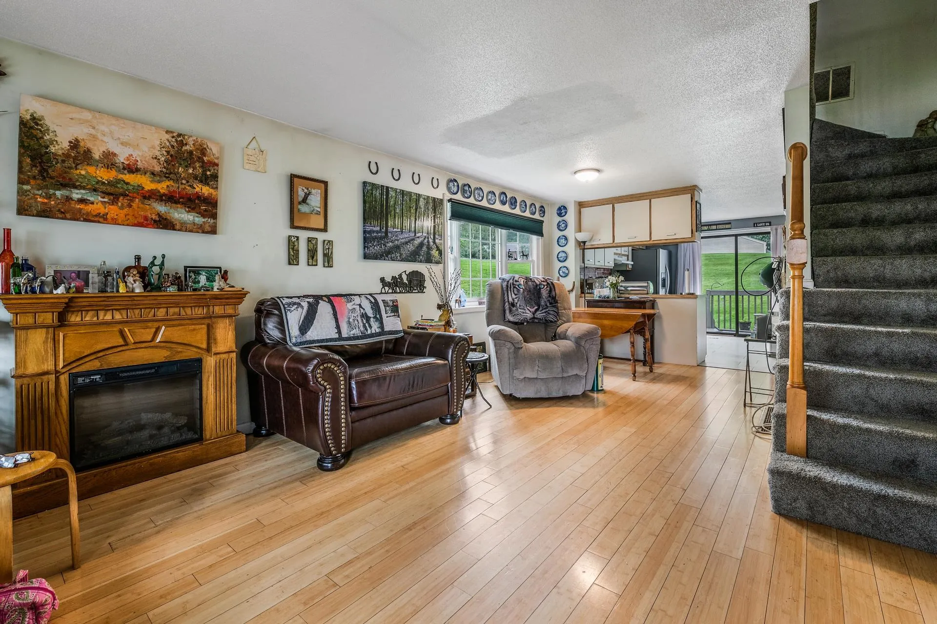 528 Fox Hollow Drive Hudson NH 03051