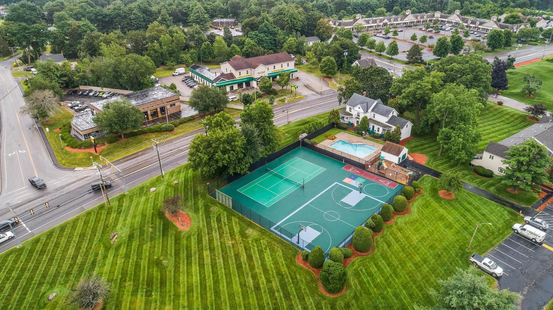 528 Fox Hollow Drive Hudson NH 03051