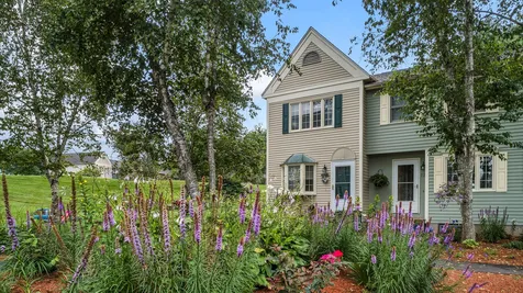528 Fox Hollow Drive Hudson NH 03051