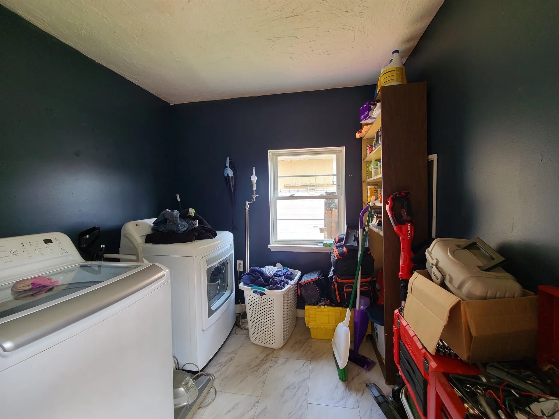73 W Bow Street Franklin NH 03235