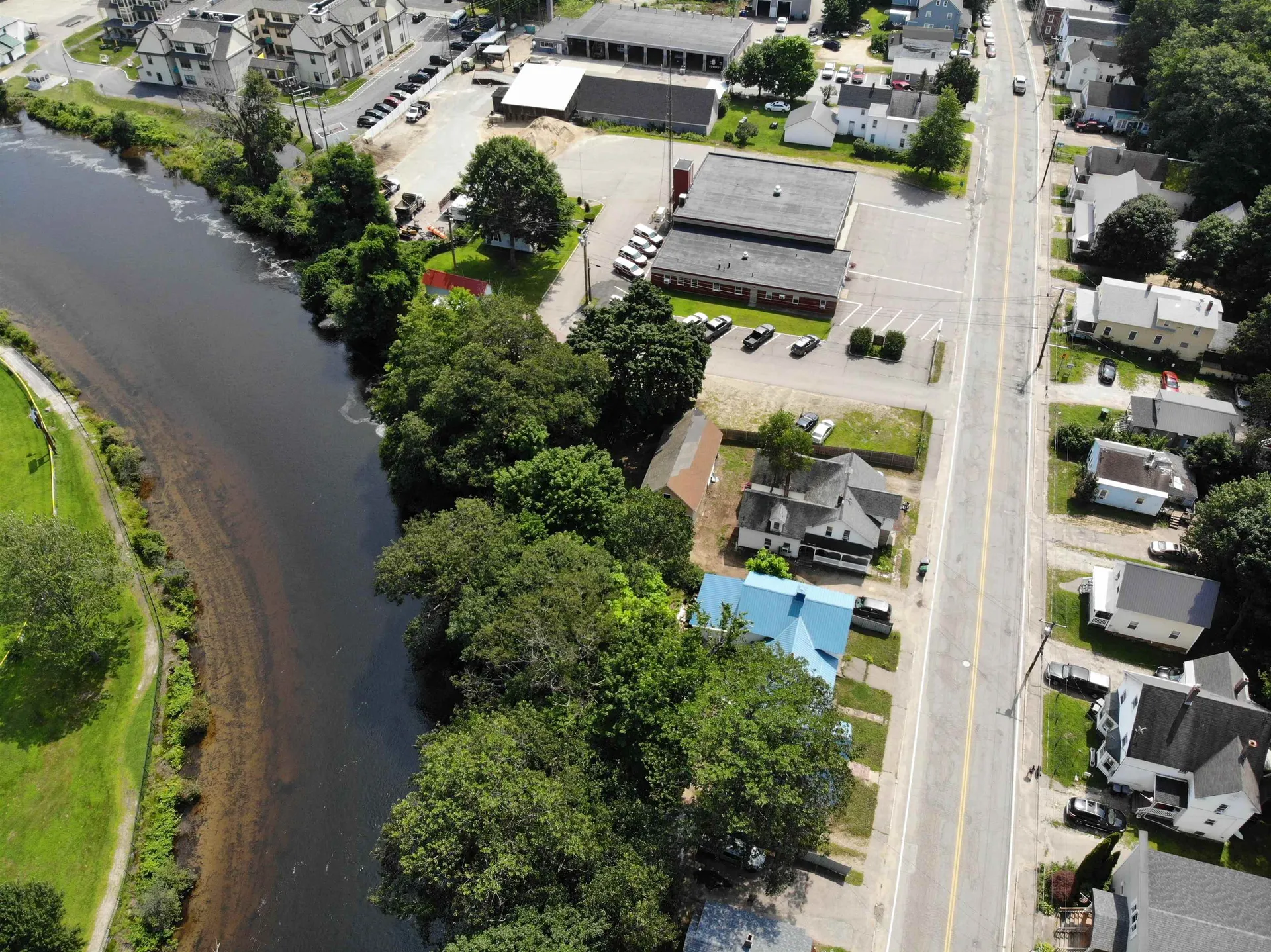 73 W Bow Street Franklin NH 03235