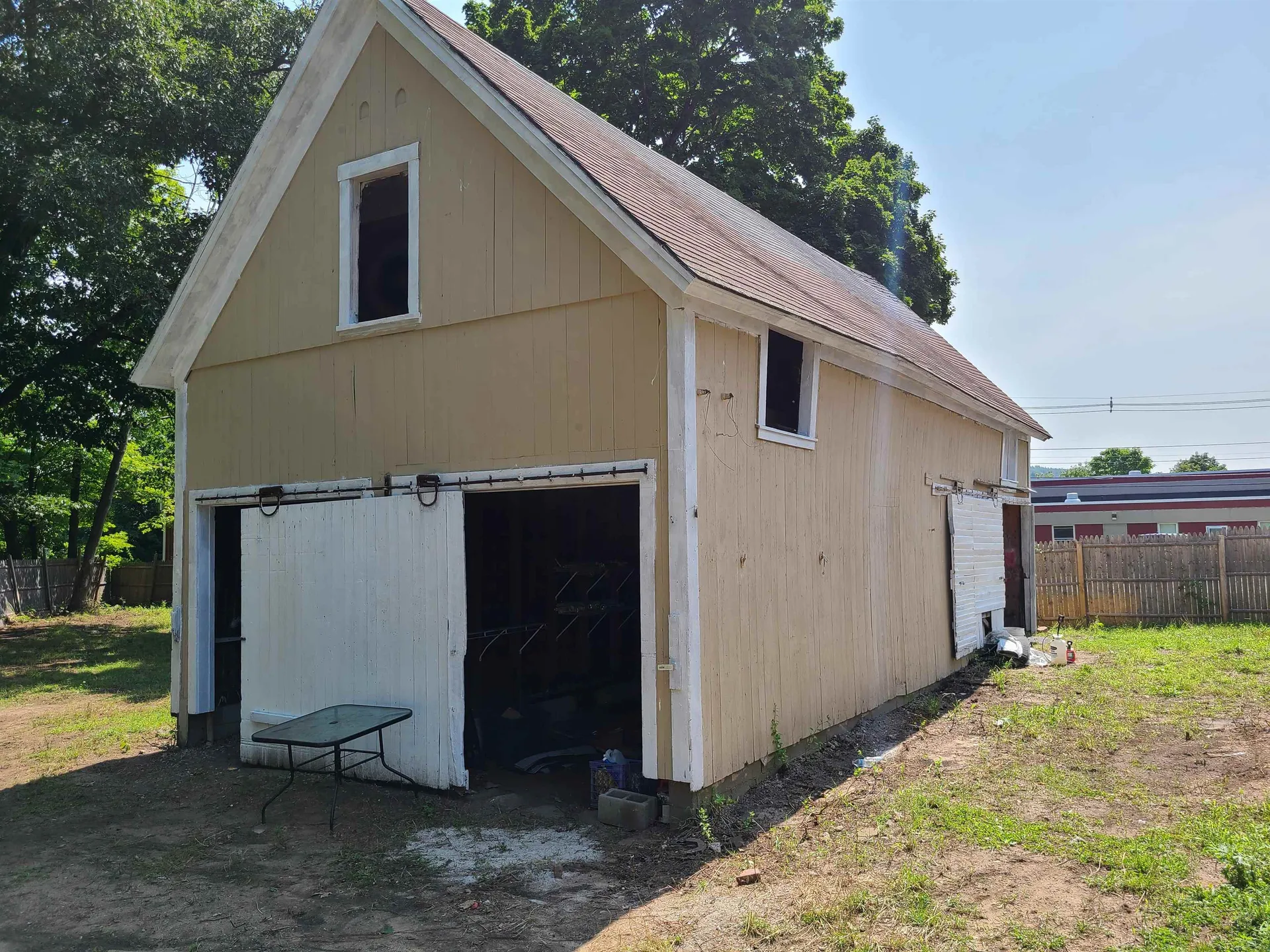 73 W Bow Street Franklin NH 03235