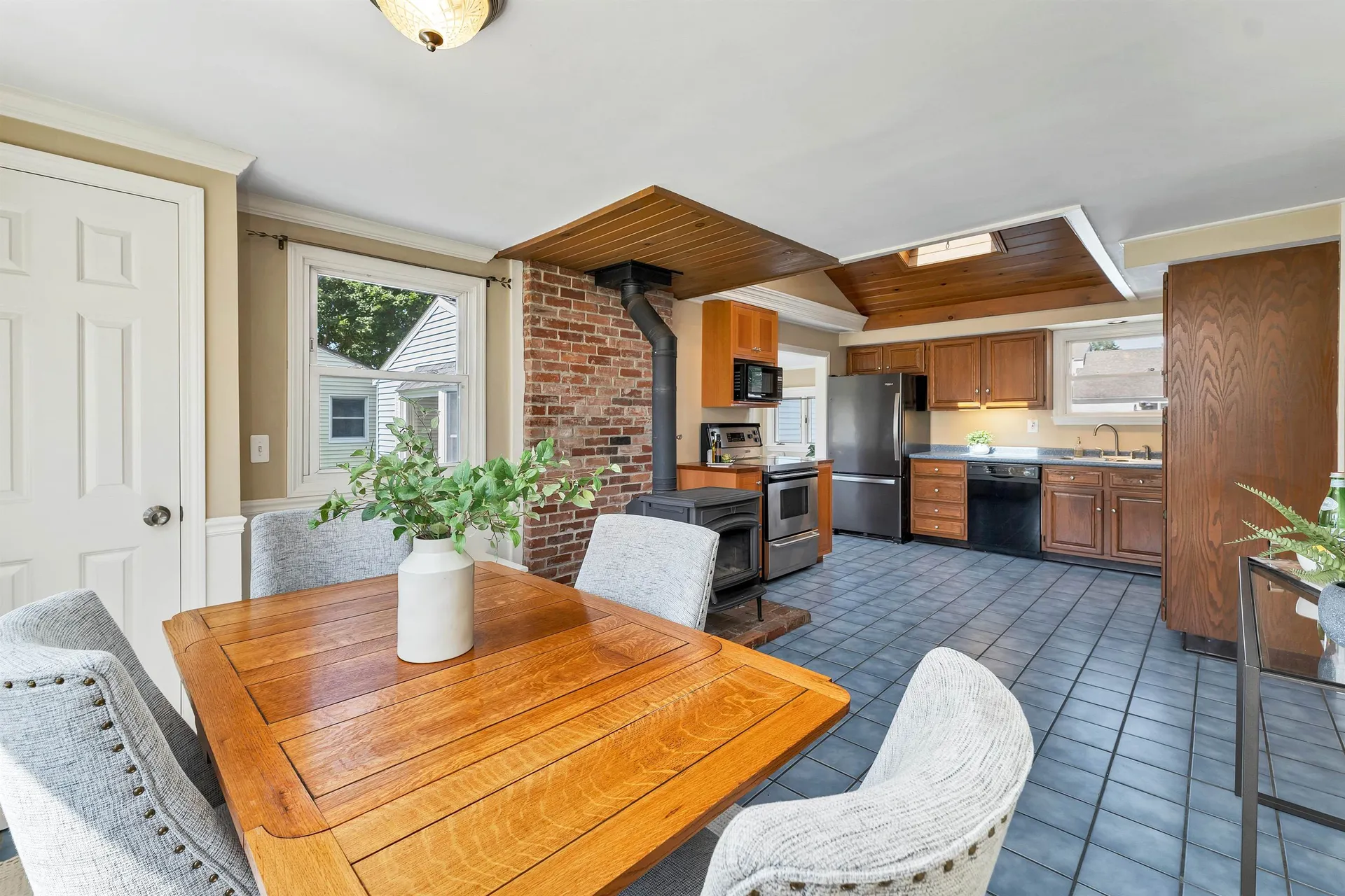 13 Holly Lane Hampton NH 03842