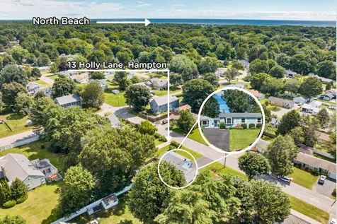 13 Holly Lane Hampton NH 03842