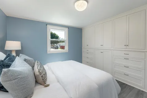 13 Holly Lane Hampton NH 03842