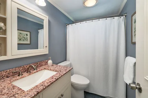 13 Holly Lane Hampton NH 03842