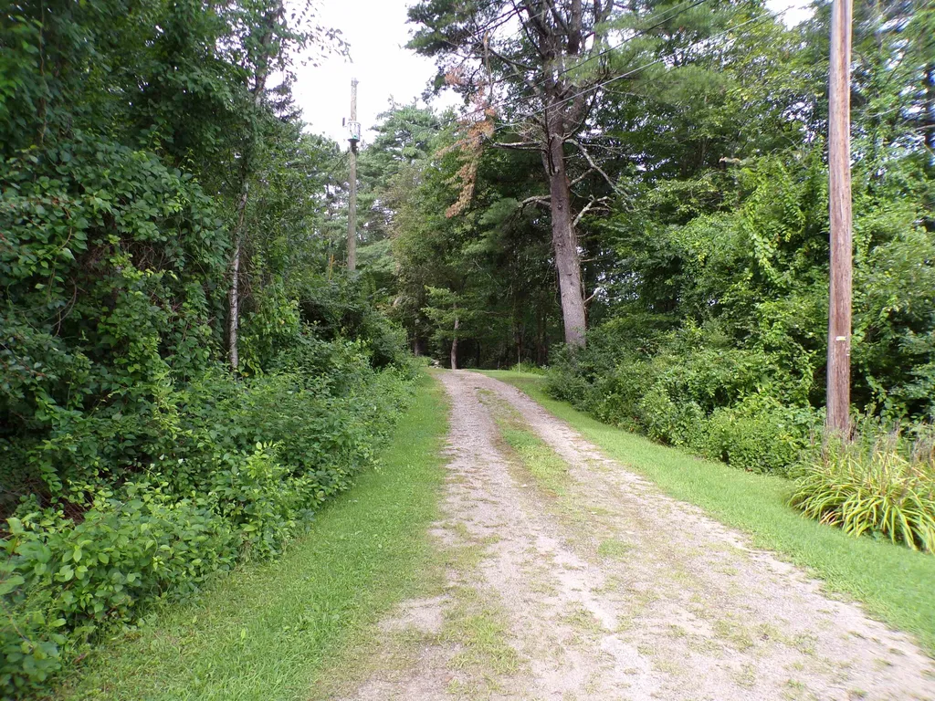 10 Gile Pond Road Franklin NH 03235