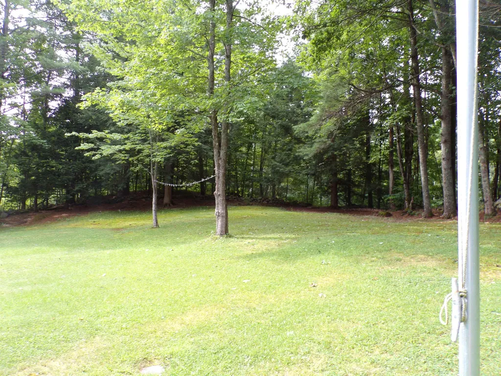 10 Gile Pond Road Franklin NH 03235