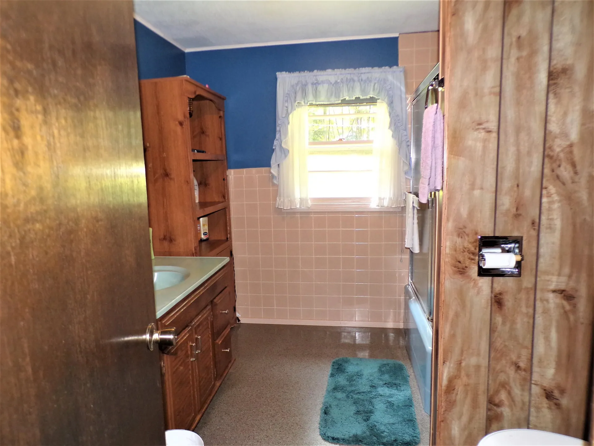 10 Gile Pond Road Franklin NH 03235