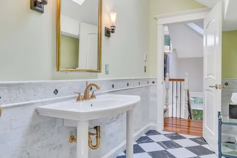 39 Dunelawn Drive Ogunquit ME 03907