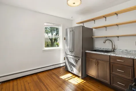 166 Manson Avenue Kittery ME 03904