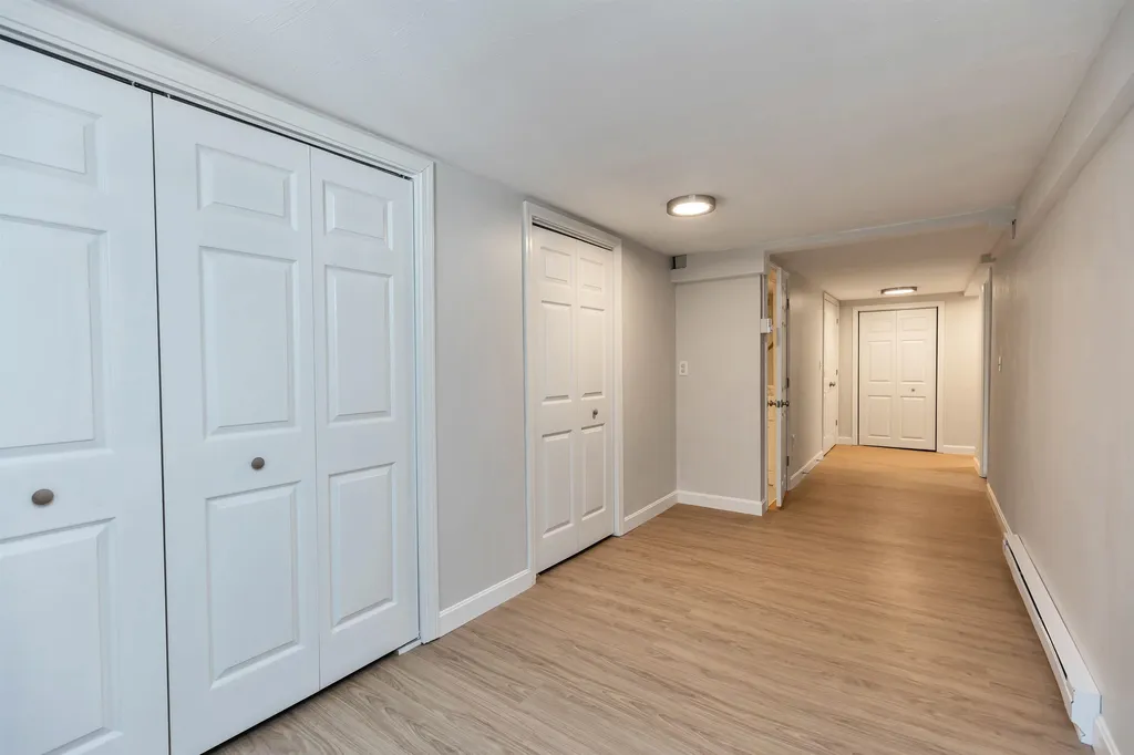 18 Four Seasons Lane Merrimack NH 03054