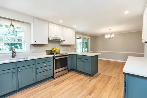 18 Four Seasons Lane Merrimack NH 03054