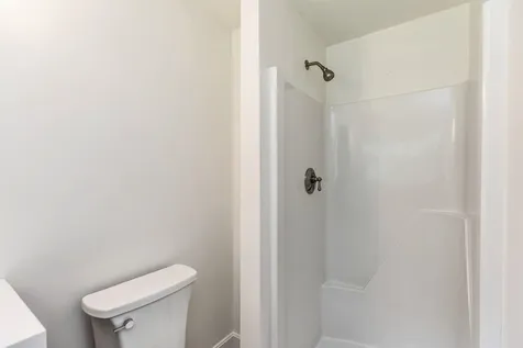 18 Four Seasons Lane Merrimack NH 03054