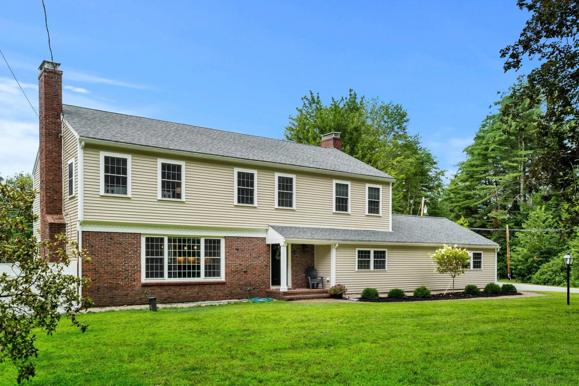 8 Blueberry Lane Bedford NH 03110
